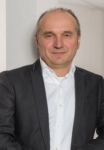 Arno Gutleb, Editor